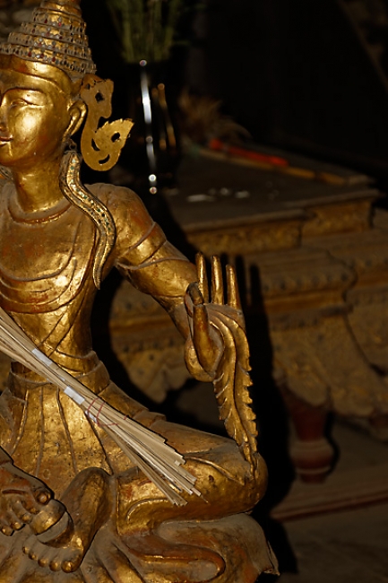 Mandalay-Shwe Inn Bin-074